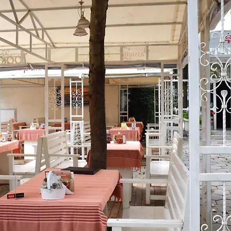 Trakia Hotel 2*
