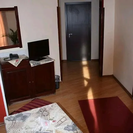 Trakia Otel 2*